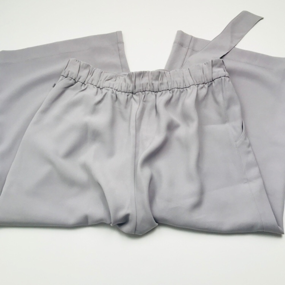 Lululemon Noir Crop Wide Leg SLRS - Picture 6 of 6